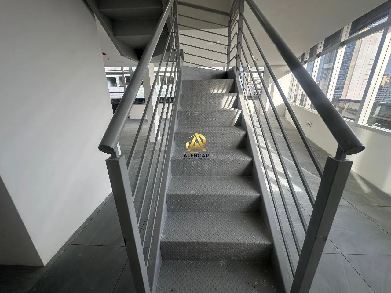 SALA COMERCIAL DUPLEX PARA LOCAÇÃO NA PRAIA DA COSTA  VILA VELHA/ES - Foto 4