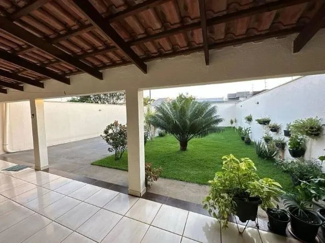 vende se imovel 3 quartos  mobiliado com um belo jardim  - Foto 2