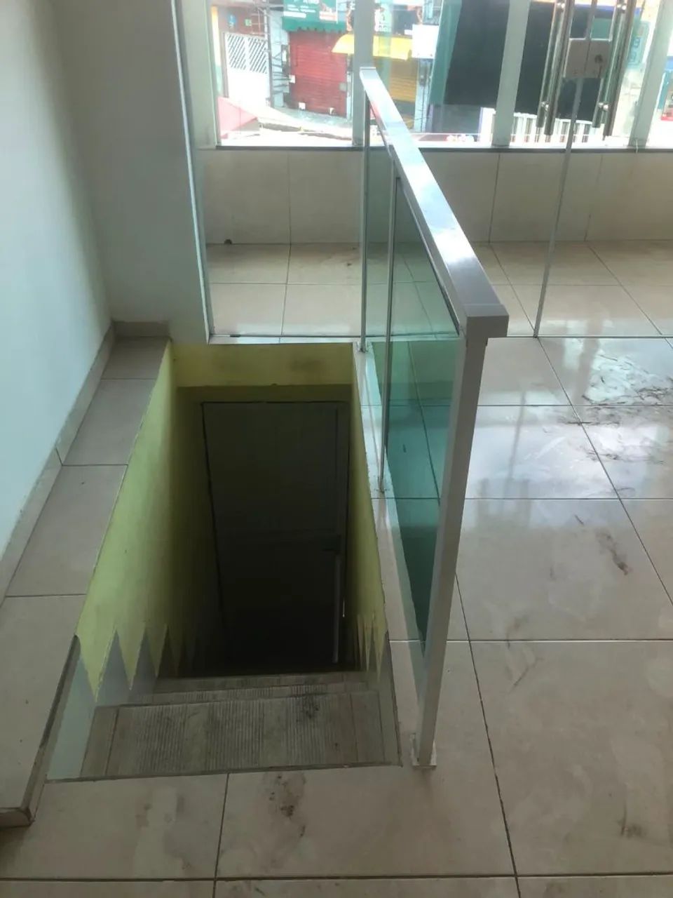 Vendo casa e ponto comercial na feira da Vila Embratel. - Foto 2