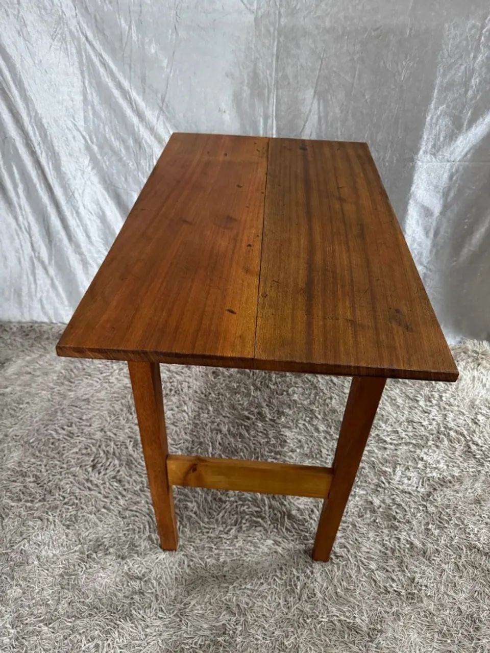 MESA EM MADEIRA MACIÇA + 4 BANQUETAS - Foto 4