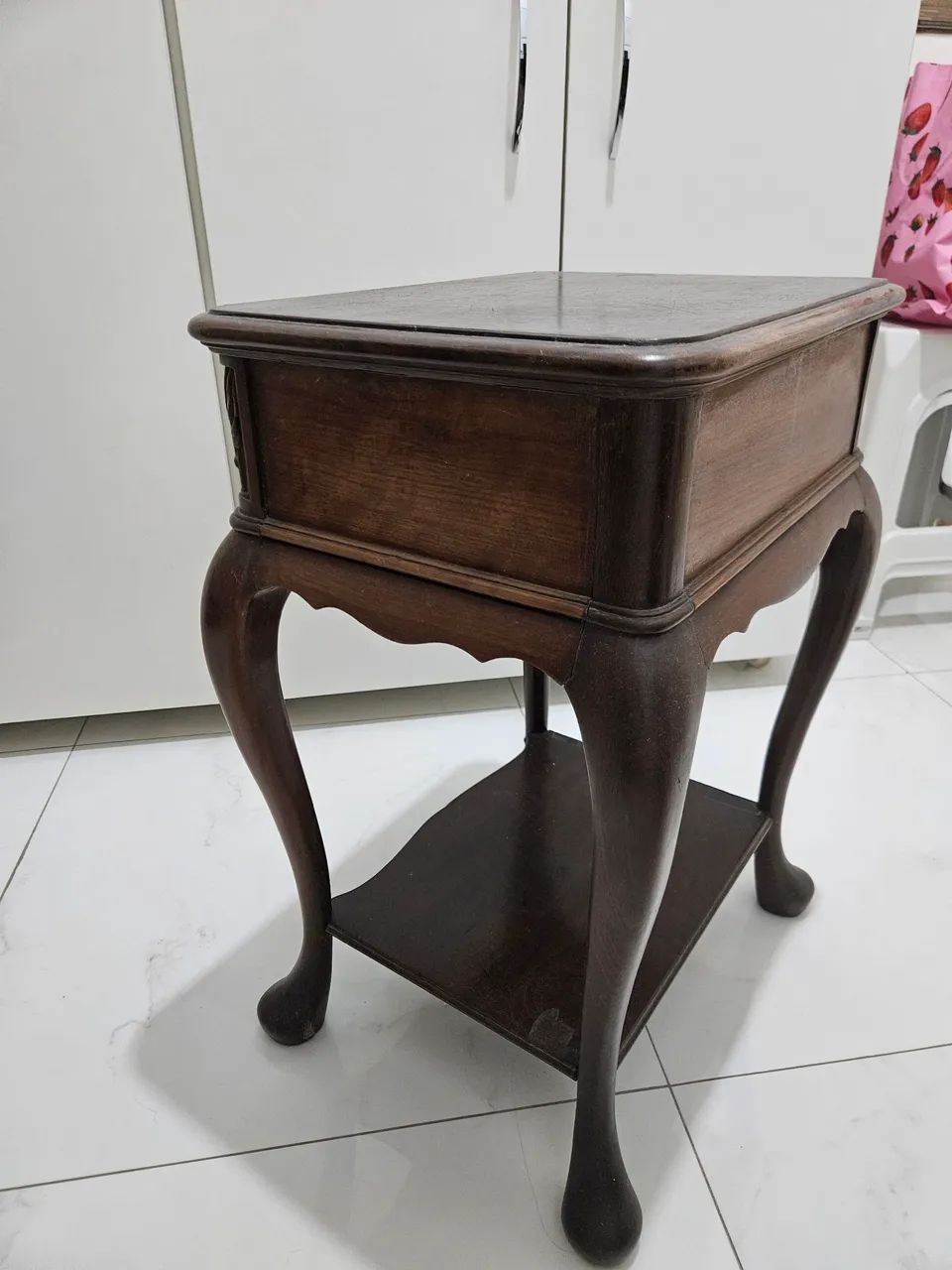 Mesinha pra lateral da cama (antiga) - Foto 4