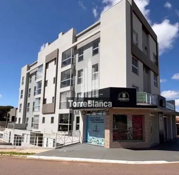 Apartamento Semi Mobiliado à Venda com 3 Quartos