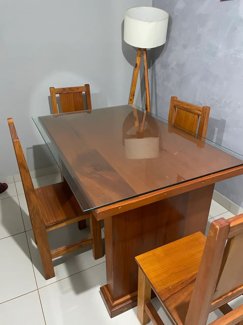 Mesa de jantar em madeira maciça  - Foto 2