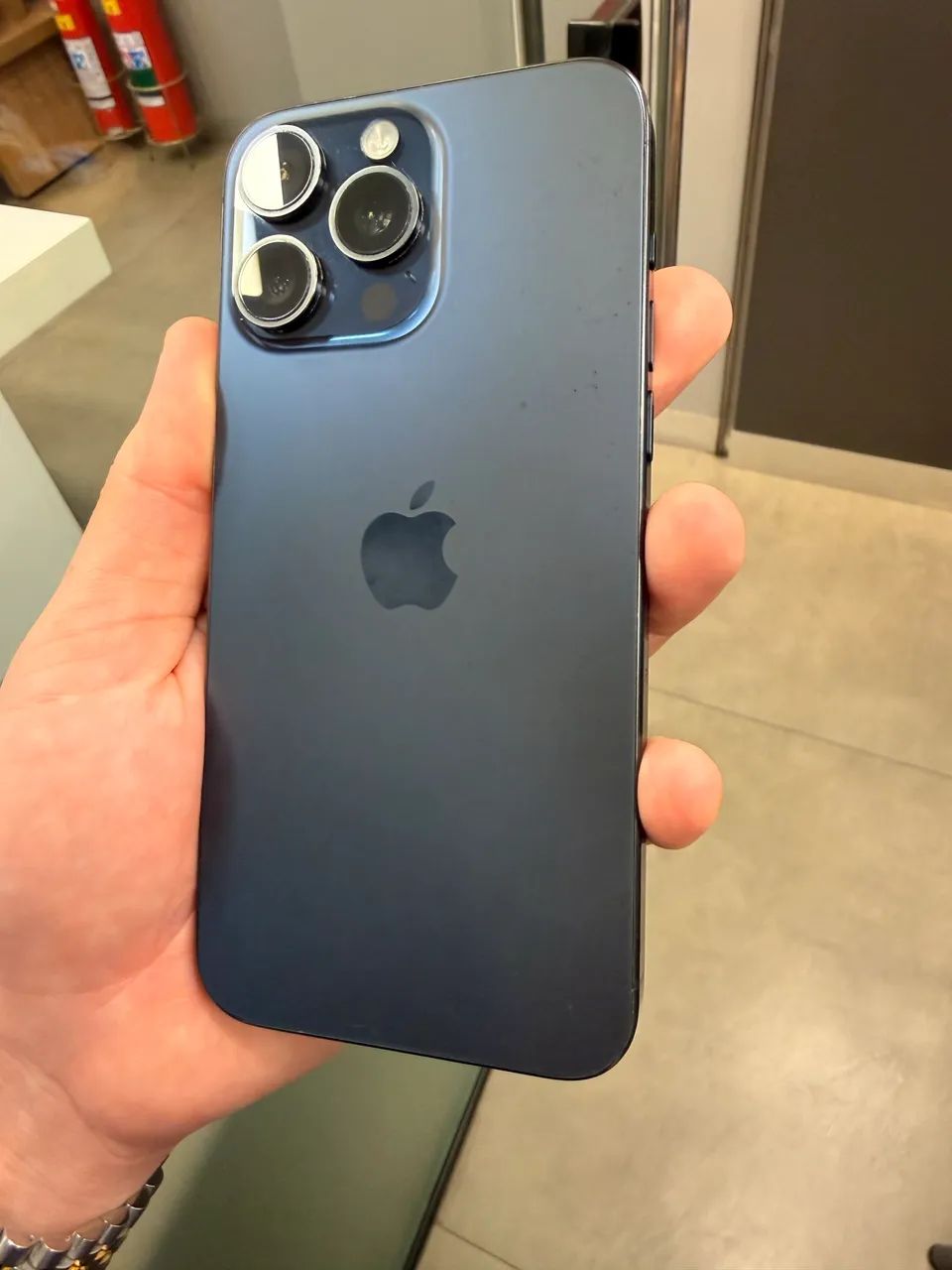 15 PRO MAX 256 GB AZUL - Foto 3
