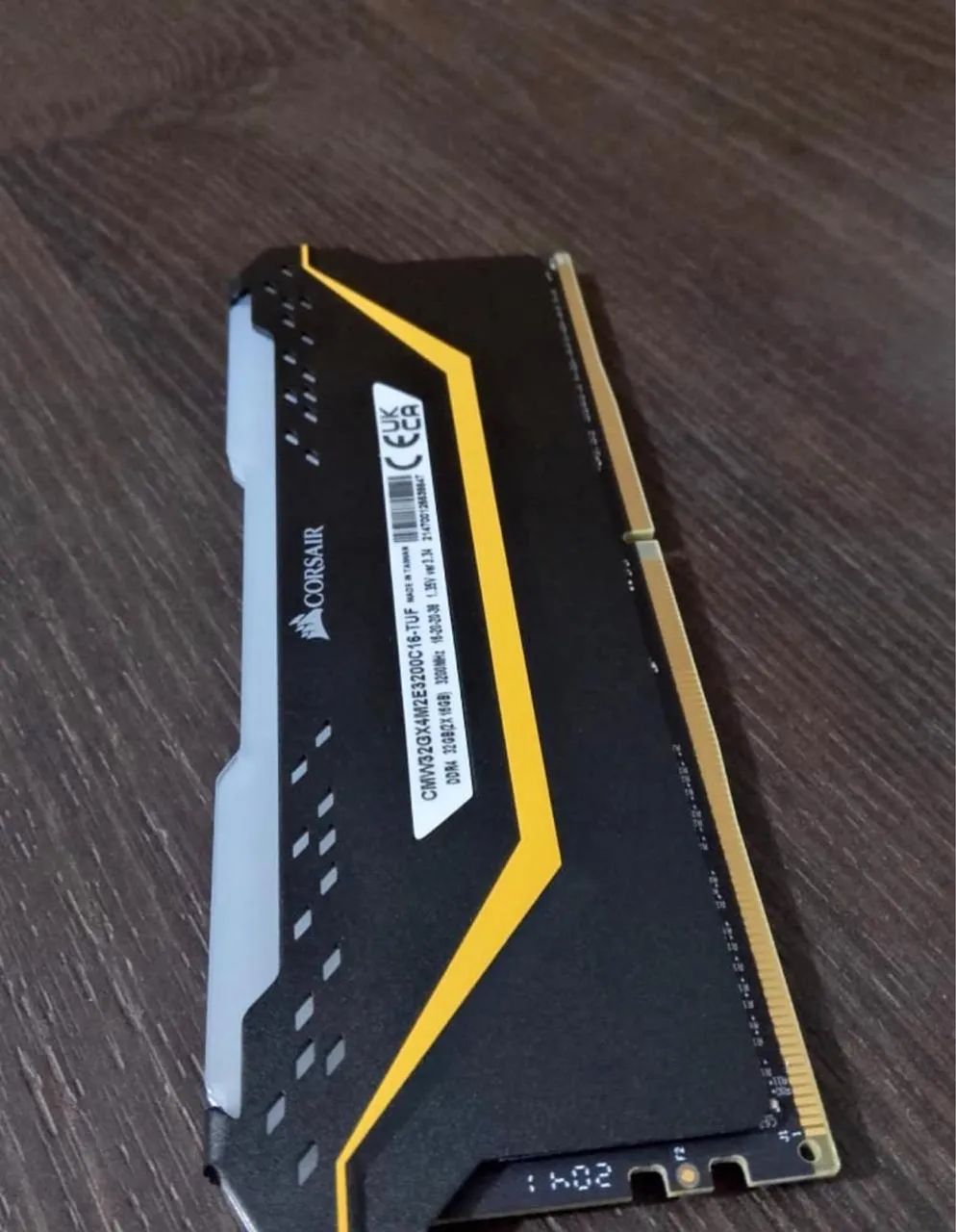 Memória  corsair tuf game  16gb ddr4 3200 hz  rgb - Foto 2