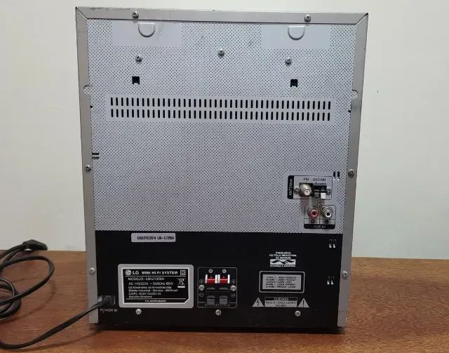 System LG LM-U1350A  com Caixas e Controle - Foto 3