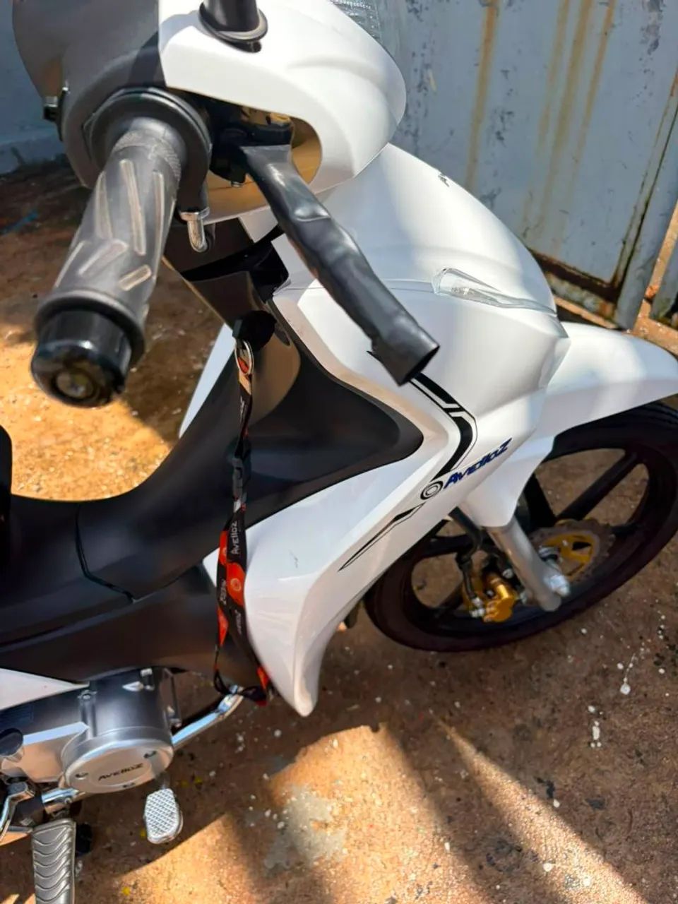 Avelozz 50cc nova com km baixo - Foto 3
