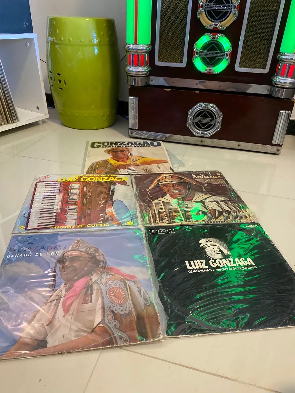 Disco de vinil coletânea Luís Gonzaga com cinco Lp? - Foto 2