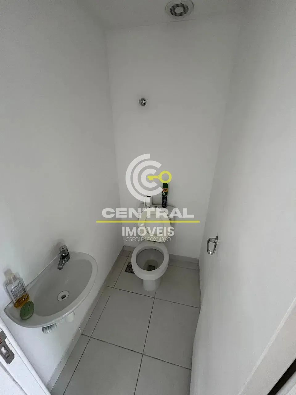 Sala Comercial para alugar na Avenida Vinte e Dois de Maio, Centro, Itaboraí - RJ - Foto 5
