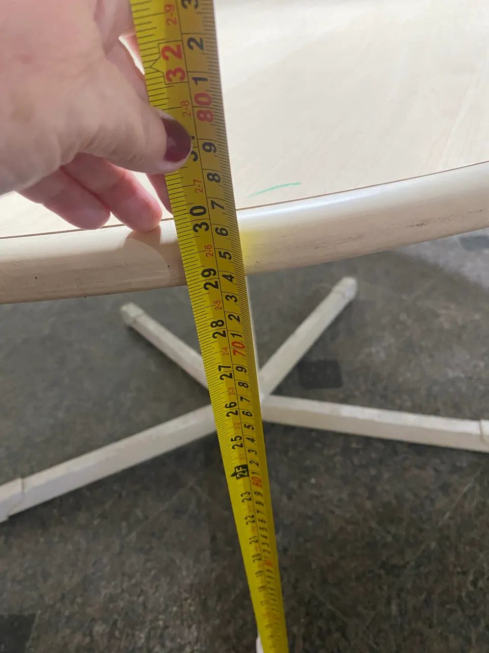 Mesa de escritório redonda com pés de ferro - Foto 5