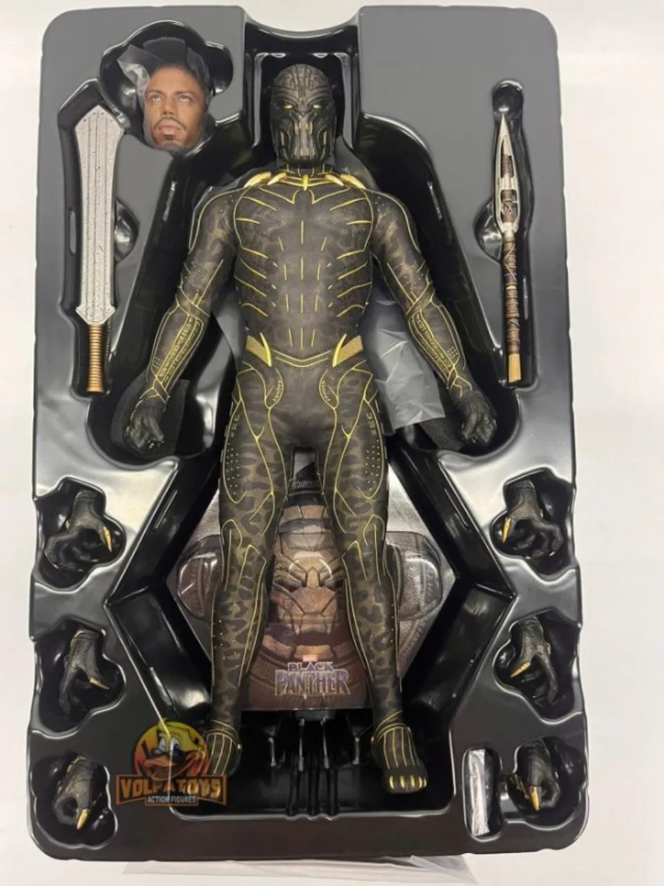 ERIK KILLMONGER - BLACK PHANTER HOT TOYS MMS471 - PANTERA NEGRA - Foto 5