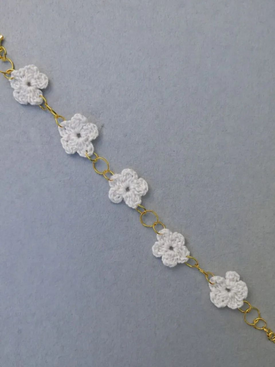 Pulseira Flores de Crochê - Foto 5