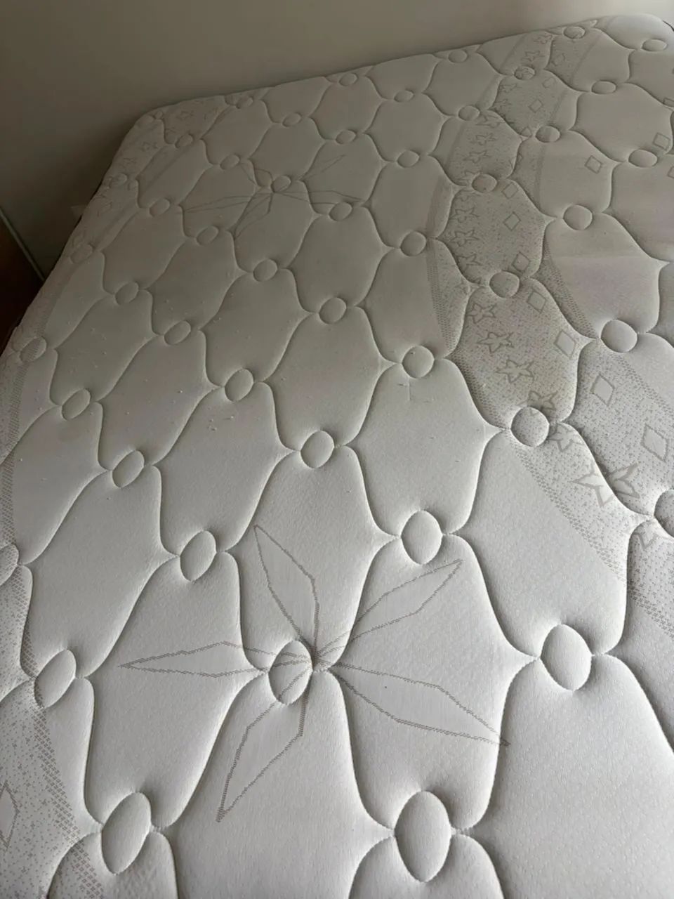 Vendo cama de casal em perfeito estado  - Foto 2