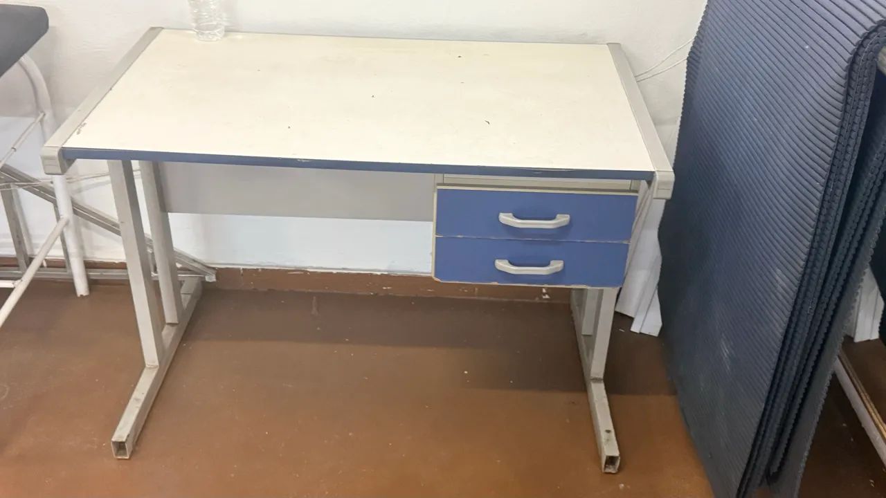 Mesa escritório 