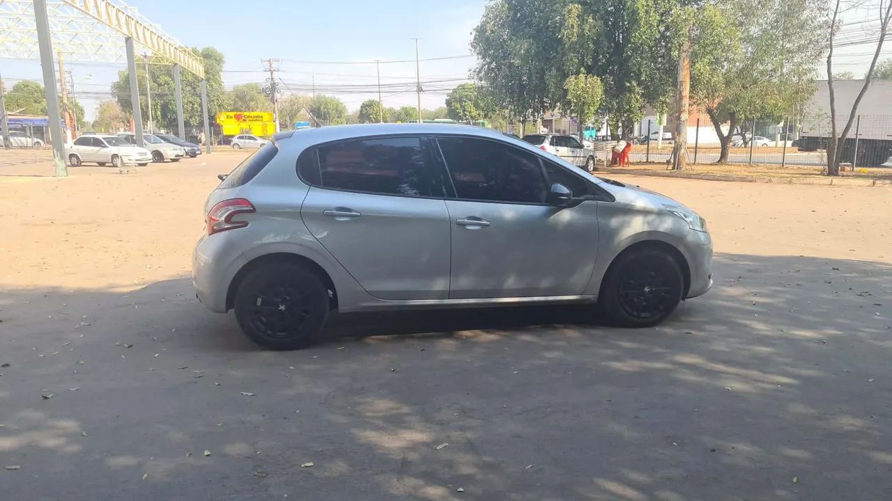 Peugeot 208 Active/active Pack 1.5 Flex 8V 5P 2014