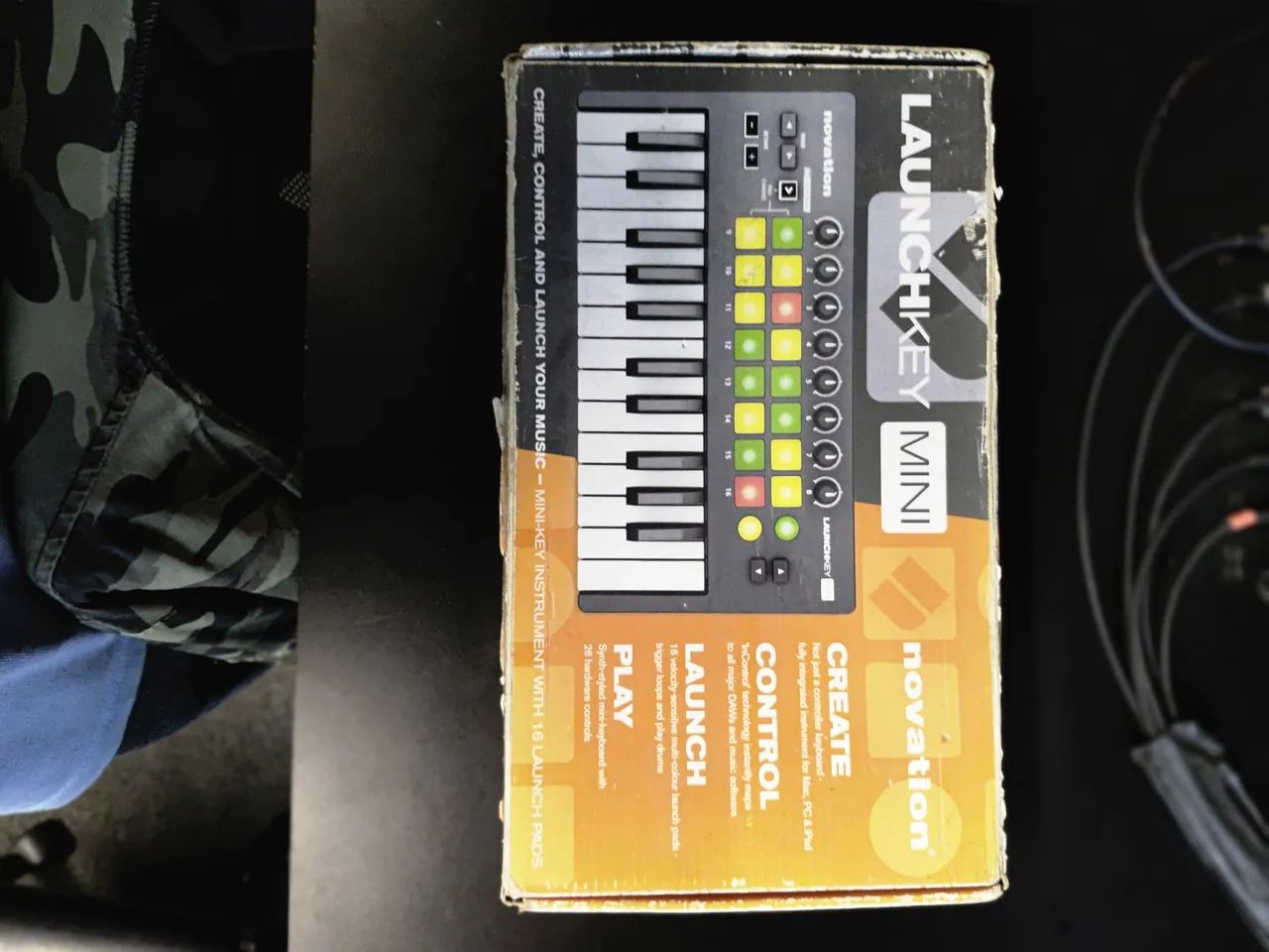 Teclado Controlador MIDI Novation Launchkey Mini - Foto 4