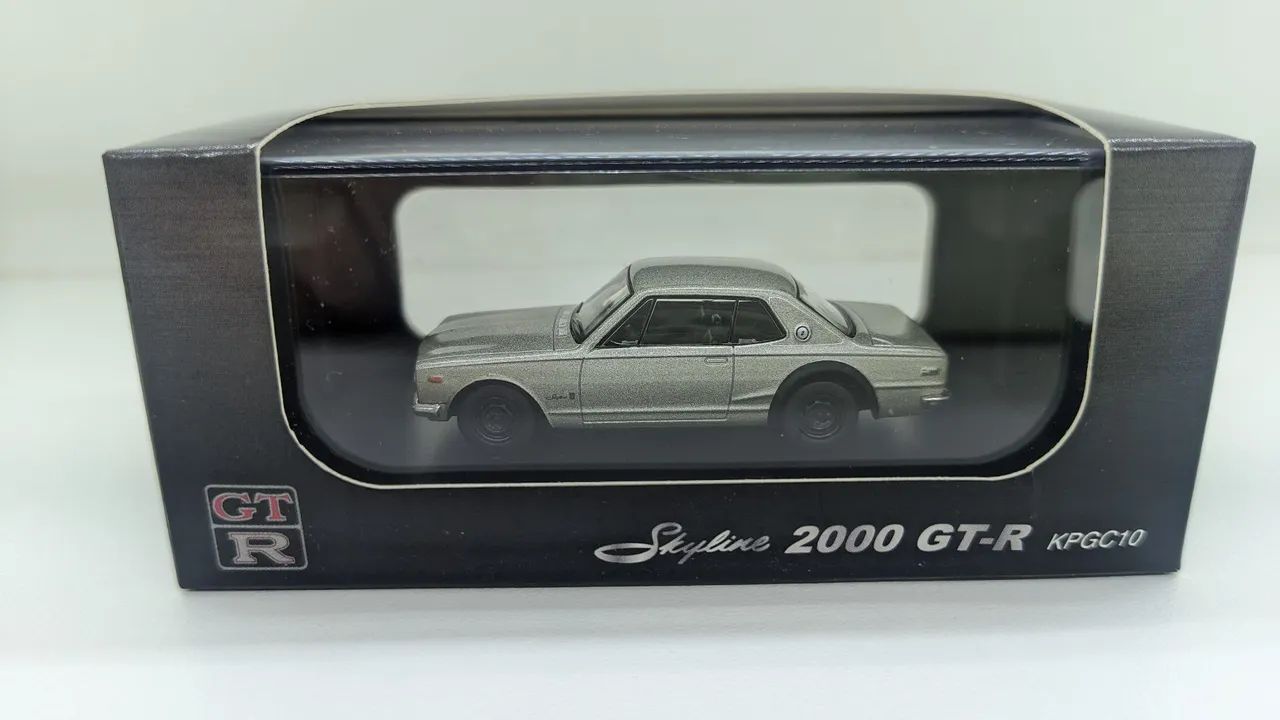 Kyosho 1:64 Skyline 