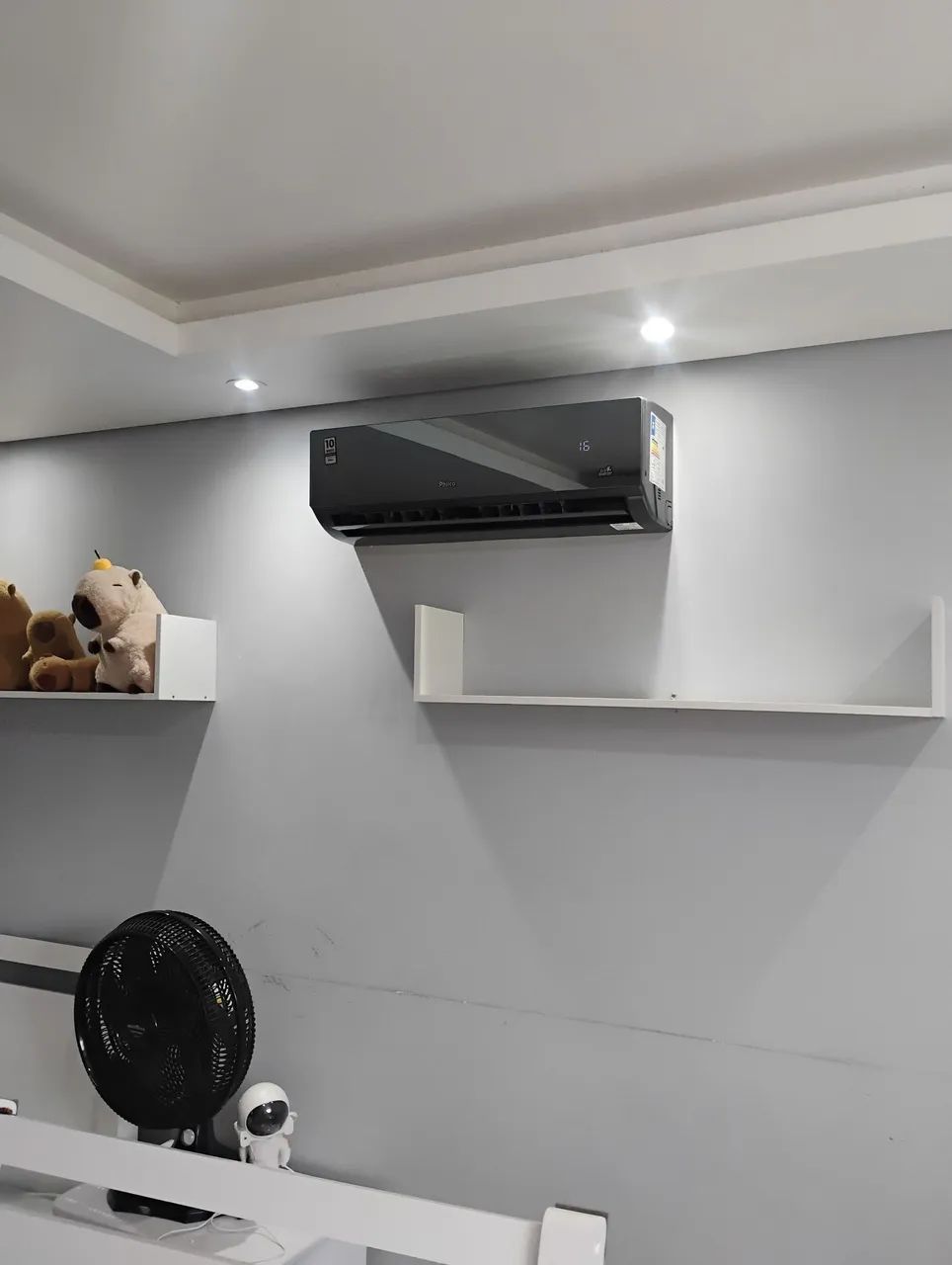 INSTALAÇÃO DE AR CONDICIONADO E MANUTENÇÃO EM GERAL 