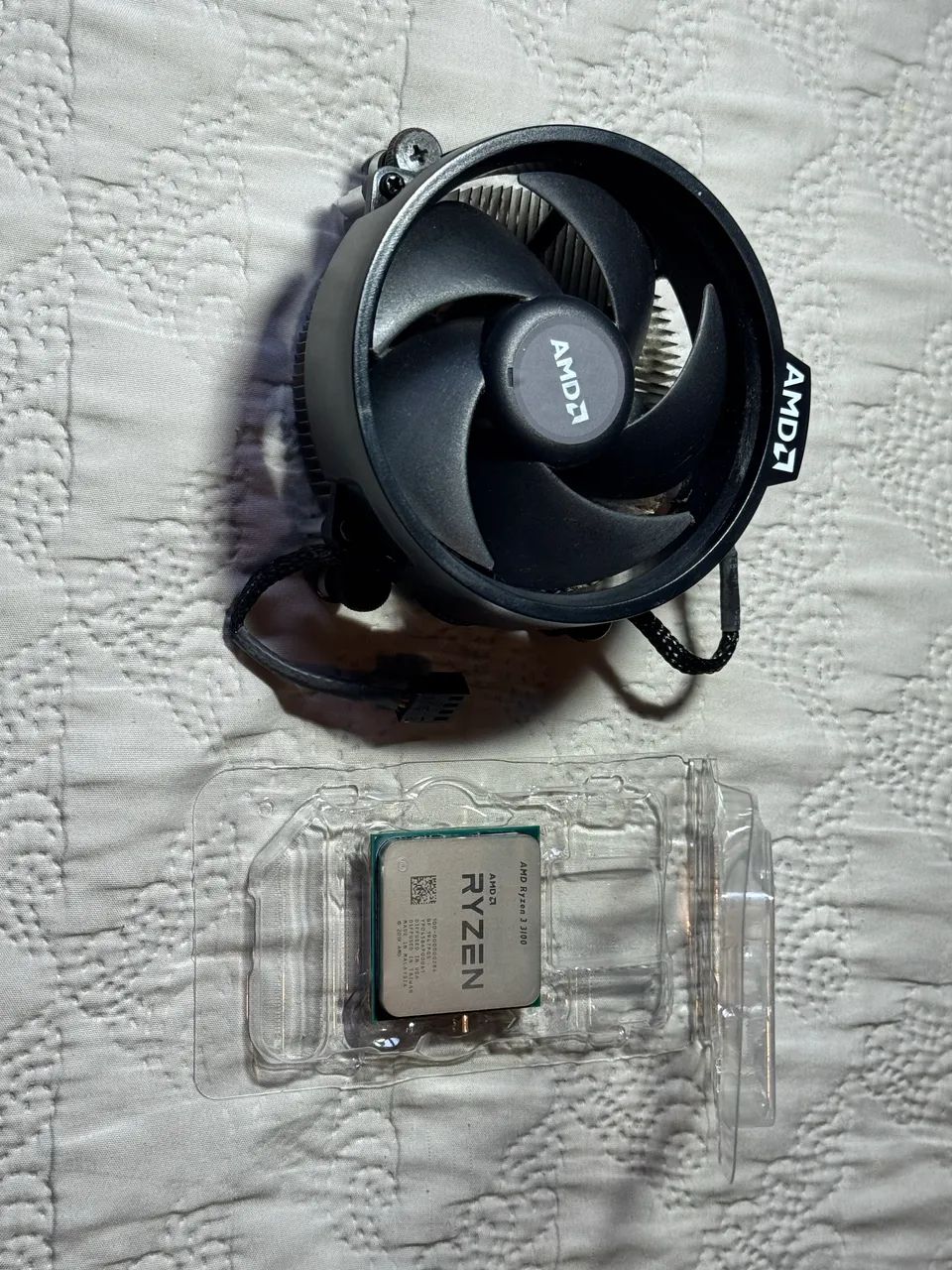 Processador AMD Rizen 3 3100 + Cooler AMD (brinde) - Foto 2