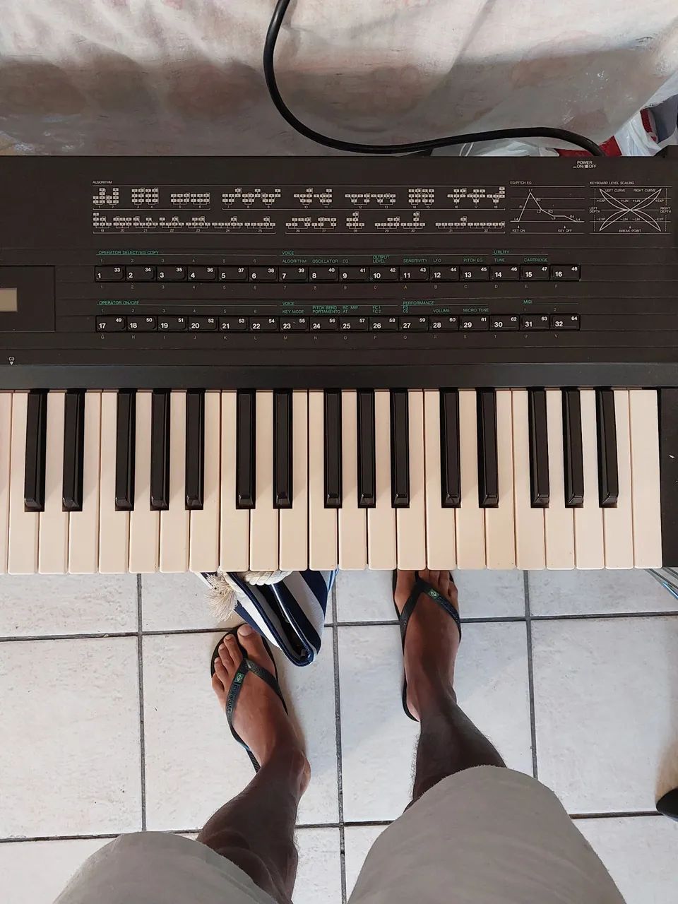 Teclado yamaha dx 7s  - Foto 3