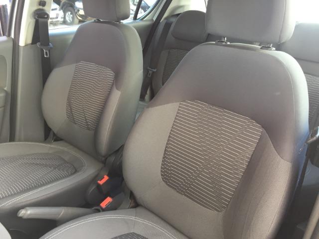 Palio Attractive 1.4 8v Flex 2013 Prata Completo - Foto 11