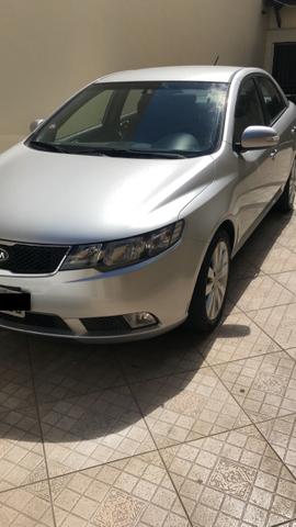 Kia Cerato top de linha