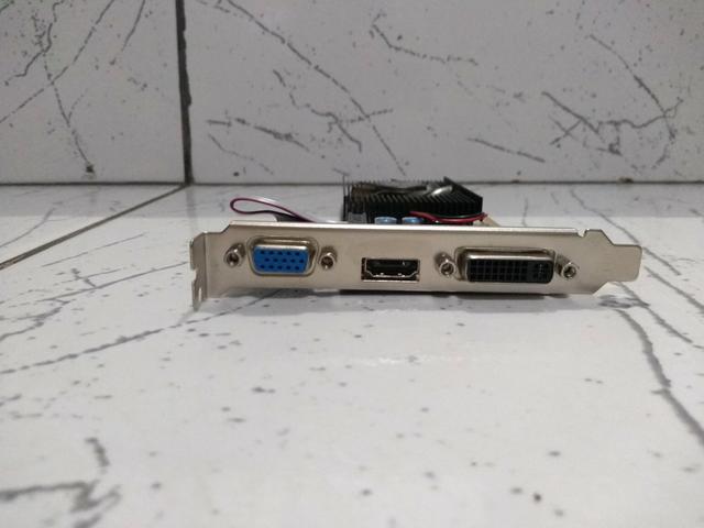 Placa de Vídeo NVidia G210 1024MB