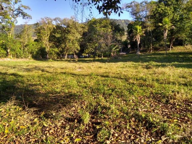 Caetano Imóveis - Terreno escriturado com 2.550m² ideal para sítios (400m do asfalto) - Foto 6