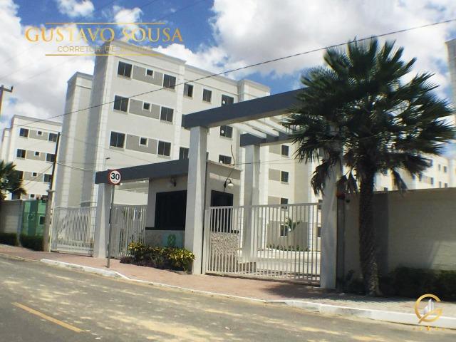 Lindo Apartamento no Condomínio Parque Fiori com 2 Quartos, próximo a Maraponga