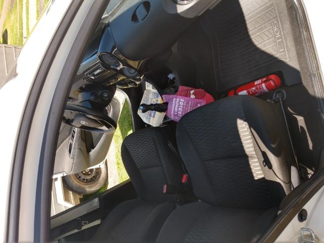 Etios 1.3 - Foto 3