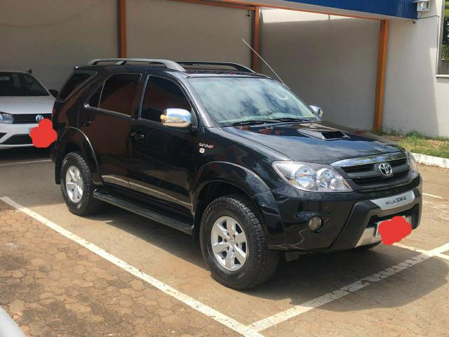 Hilux SW4 - Foto 2
