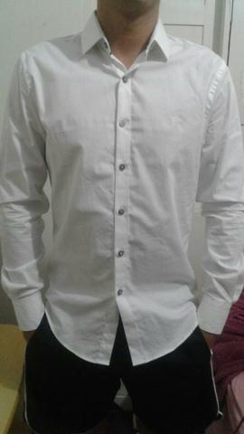 Bermudas e camisas - Foto 5