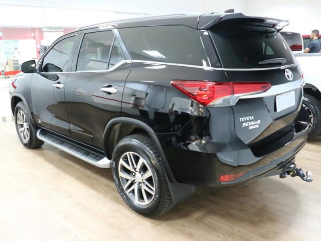 TOYOTA SW4 DSL 4X4 SRX AT 7S 19/20 - Foto 5