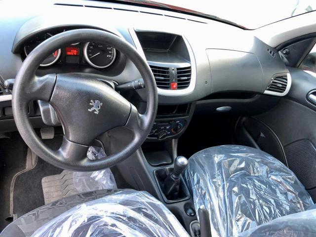 Peugeot 207 XR 2011 1.4 completíssimo 2 portas - Foto 6