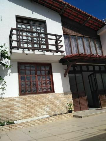 Casa duplex em Itapuã com 120 m² com 2/4 sem 1 suíte