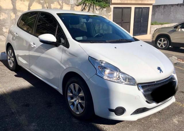 Peugeot 208 2014
