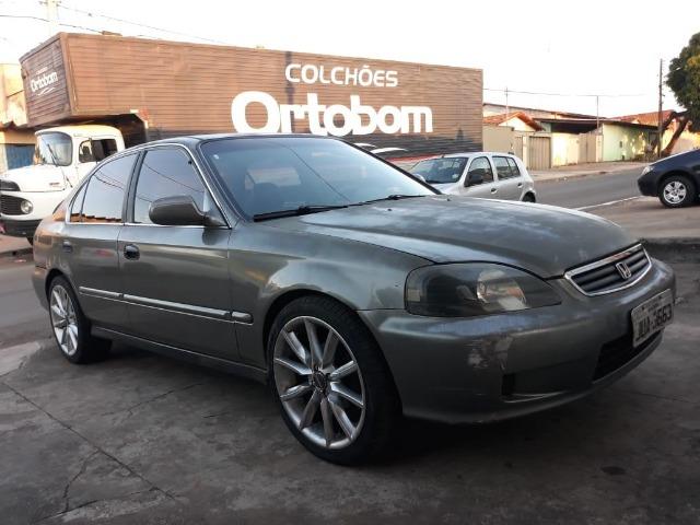 Civic 2000 automatico aro 18