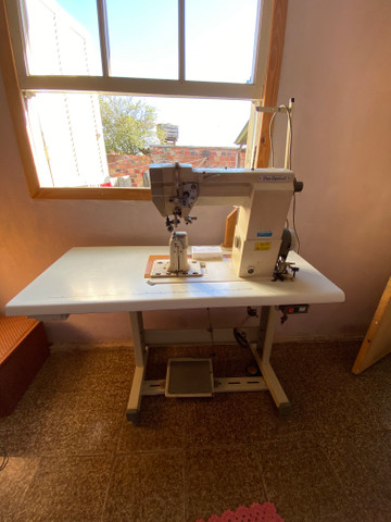 Máquina de costura - Foto 2