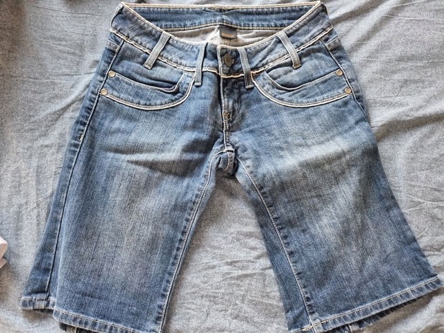 Bermuda jeans