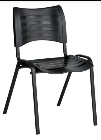 Cadeira Turim  plástico Nova valor 179,00 avista 