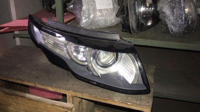 Evoque 2012  Farol direito  original  - Foto 3