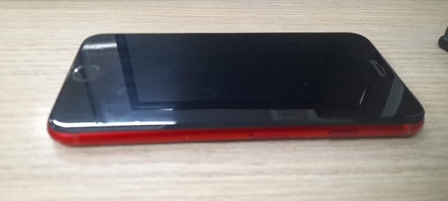 iPhone 8 64gb RED