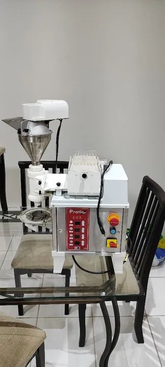 Máquina de Salgados - Pratic 2R