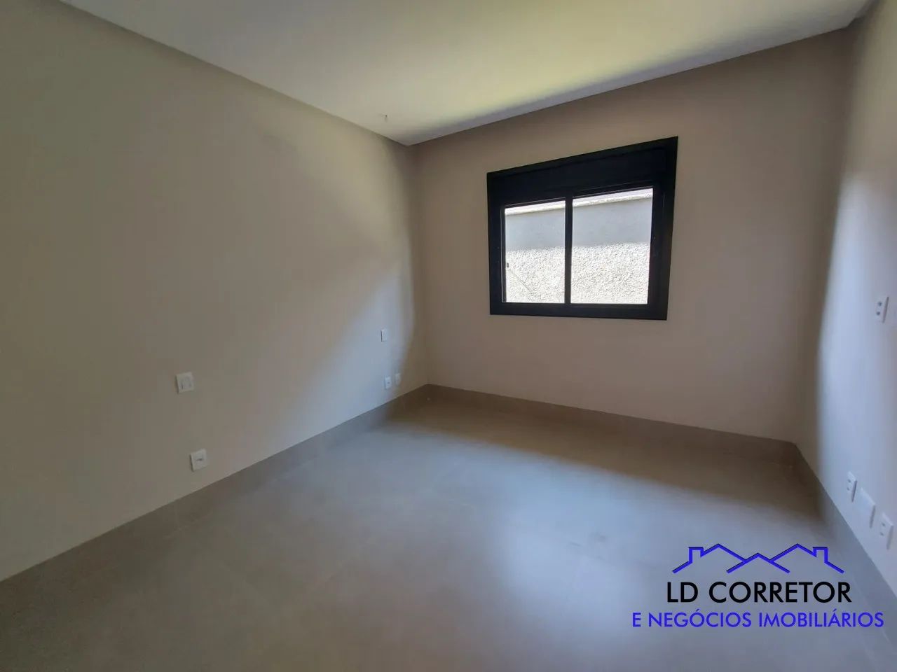 Impecável casa em condomínio à venda em Goiânia-GO, Residencial Goiânia Golfe Clube: 4 qua - Foto 9