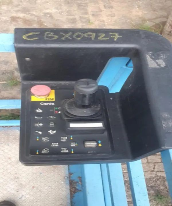 Plataforma Elevatória Genie GS-3369 RT 12m 2014 - Foto 2