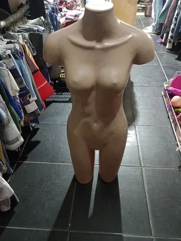 Manequins pra roupas praianas 
