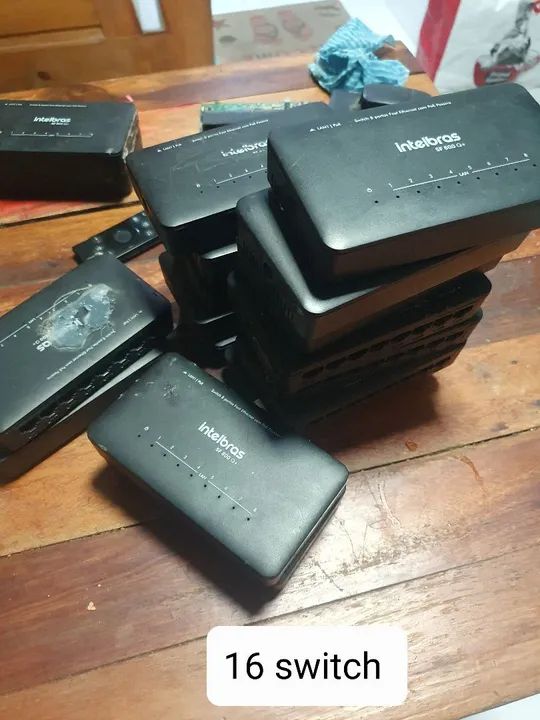 Switch Intelbras SF 800 Q+ usado