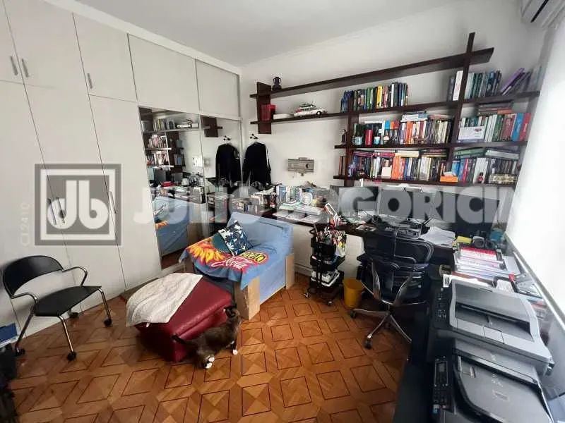 Leblon, localização privilegiada e nobre, Planta diferenciada com 267 m2, reformado, Frent - Foto 7