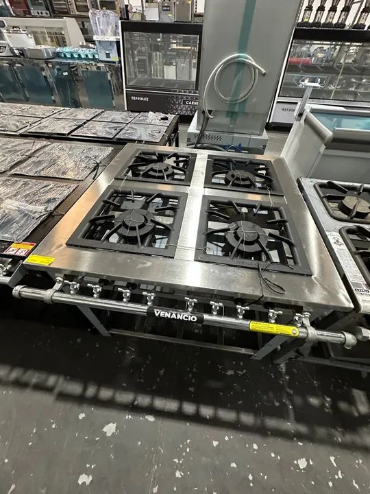 Fogão industrial gás maxi 4 bocas duplas inox Venâncio 