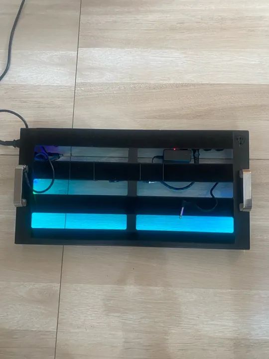 Pedalboard 60x30 com elétrica e fonte